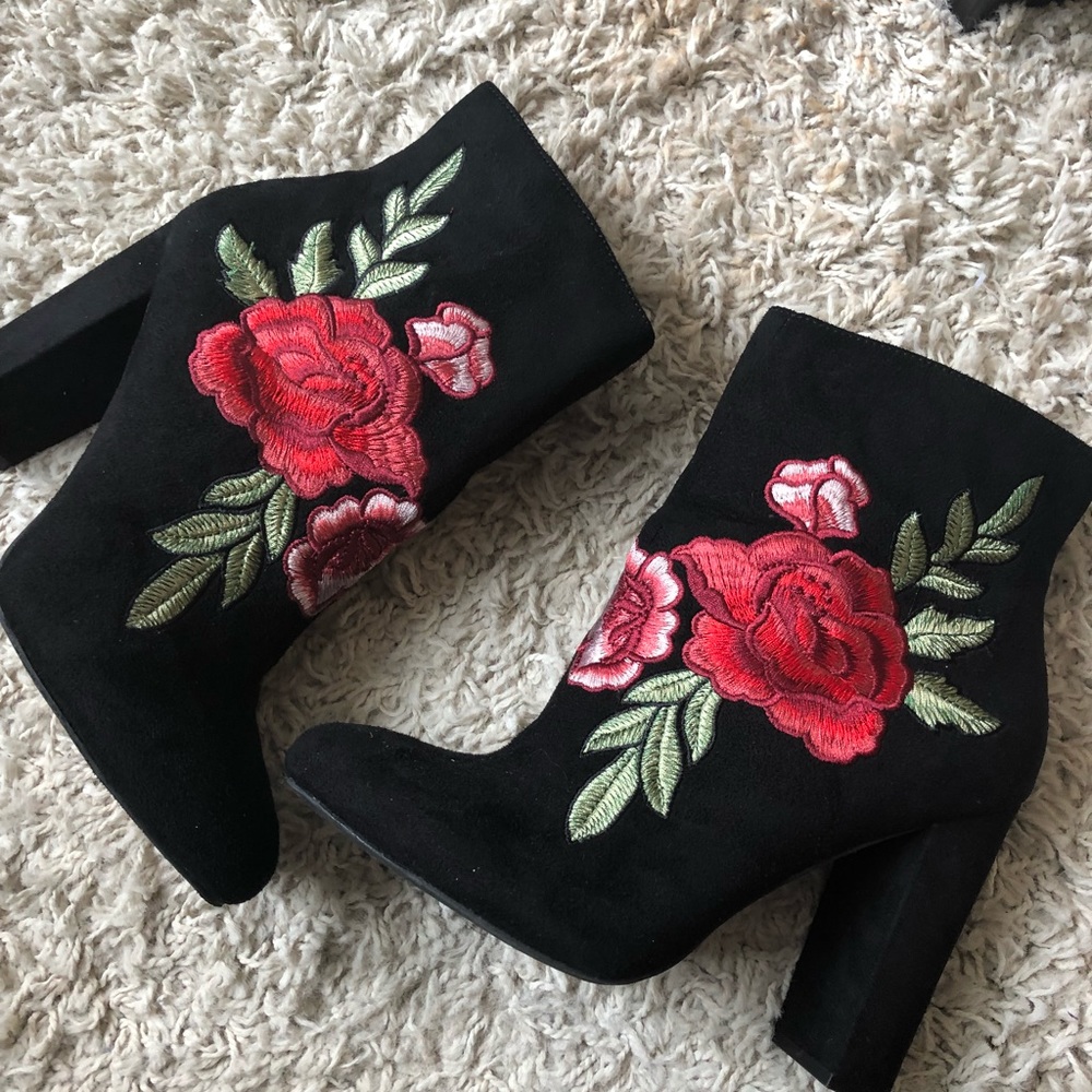 Embroidered Rose Boots